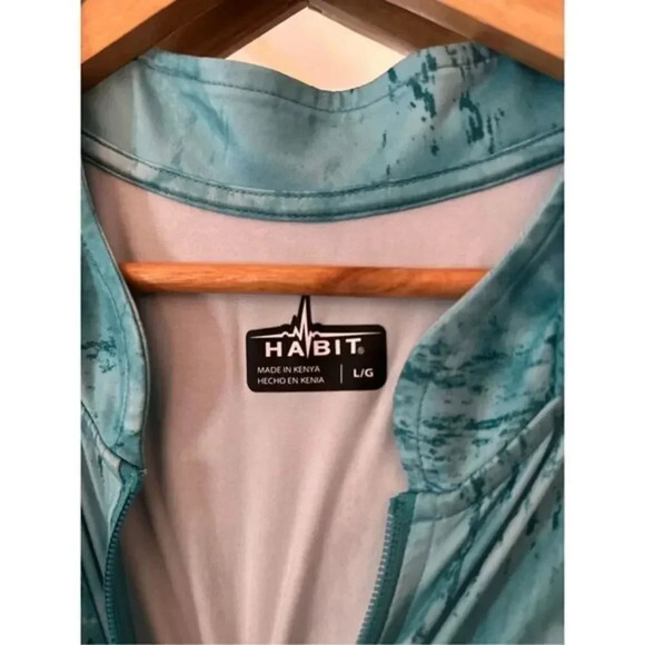 HABIT L‎ REALTREE fishing hooded, 3/4 zip lightweight Jacket In Teal Tones - Picture 3 of 4